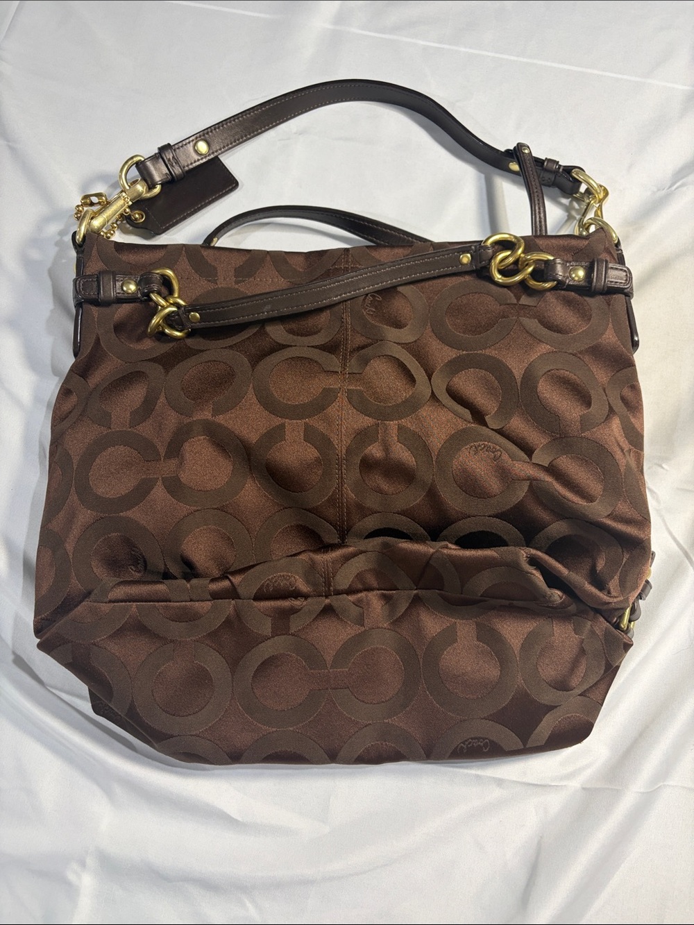 Coach Brown Signature 'C' Canvas Shoulder Bag with Gold Hardware - Picture 2 of 5